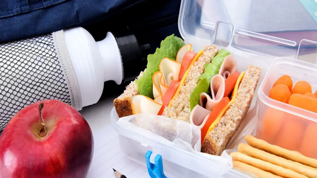 Как хранить еду во время поездки на автобусе?