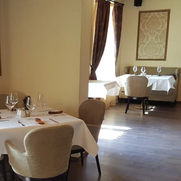 Ресторан “Toujours“